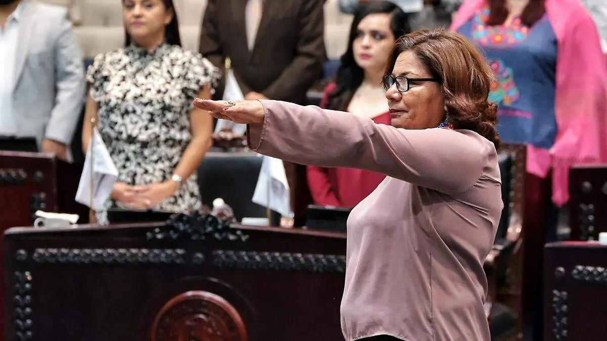 María del Rosario Guerrero Rinde Protesta como Diputada Local por el Distrito 01 de Zimapán