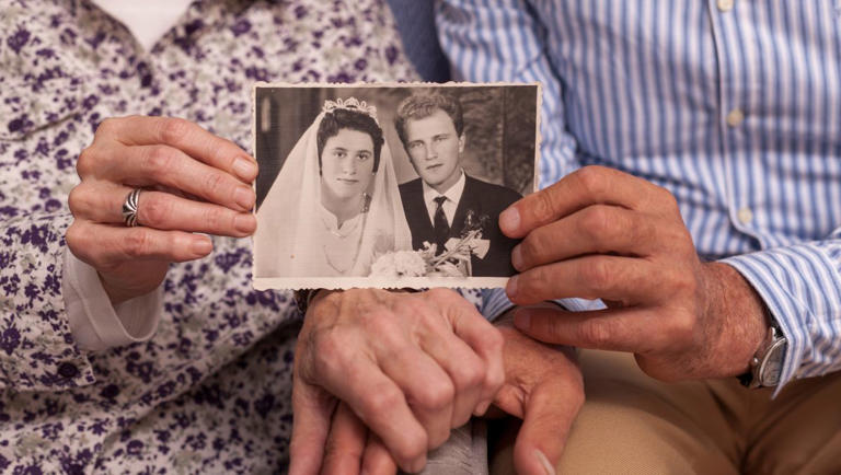 “¿Por qué mi mamá se veía tan grande en la secundaria?”: La ciencia detrás de las fotos de la adolescencia de los 80s y 90s