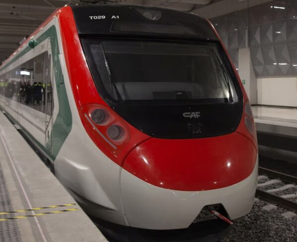 Anuncian fecha de apertura del Tren Suburbano que conectará CDMX con el AIFA