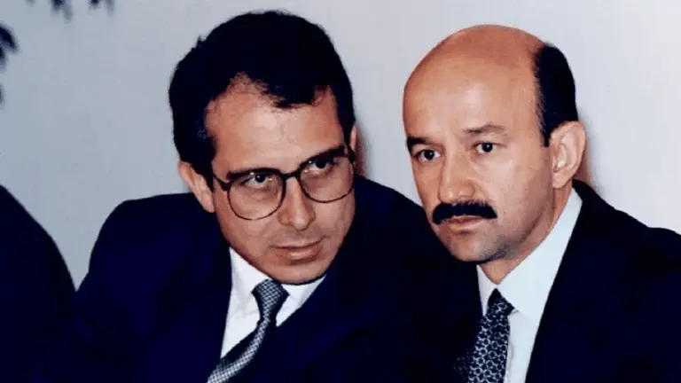 ¿Cuánto recibía de pensión Carlos Salinas de Gortari y dónde vive actualmente?